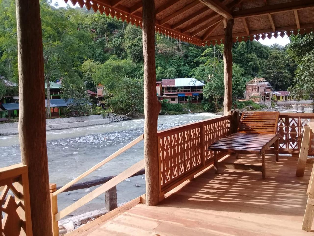 בוקיט לוואנג Rambai Tree Jungle Lodges מראה חיצוני תמונה